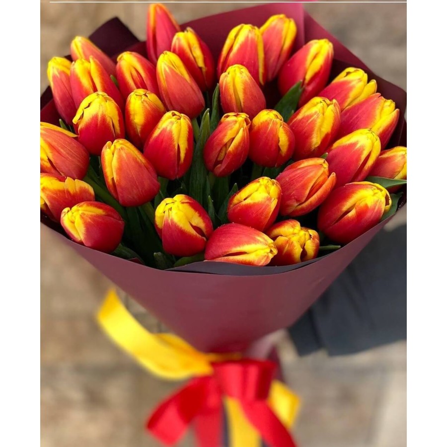 Букет из 31 тюльпана ❤️ Доставка цветов в Астане