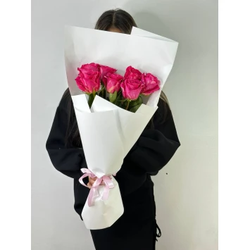 7 Розовых роз