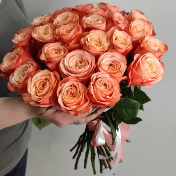 Букет из пионовидных роз
